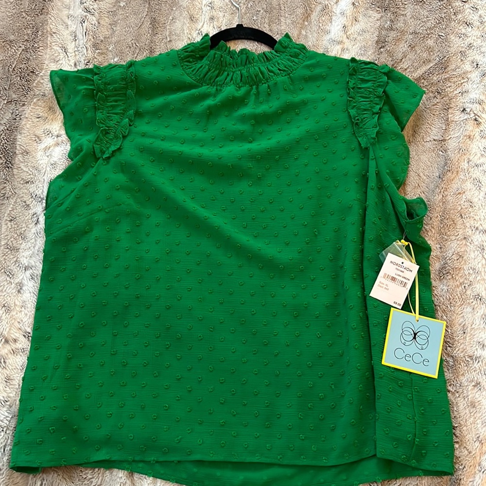 CeCe Green XL short sleeve top